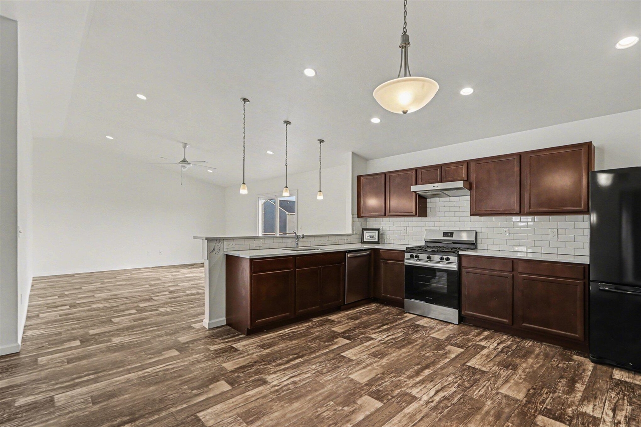 1041 Cooley Mill Lane, Vicksburg, MI, 49097-7717