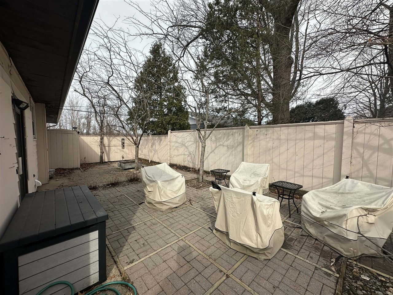 1 S Griffith Street, New Buffalo, MI, 49117-1555