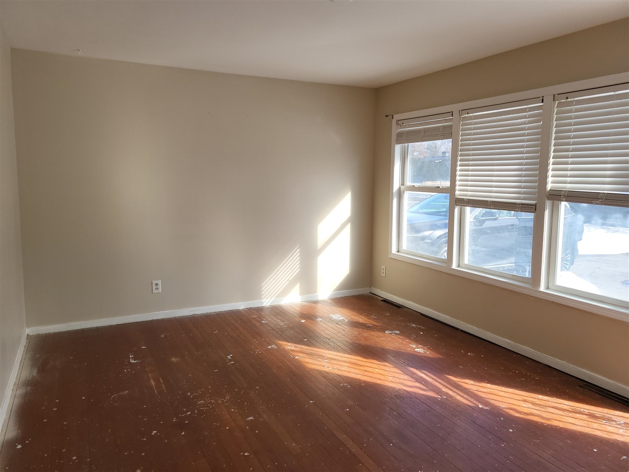 Homes for sale in Battle Creek, MI | 16 Arlington Dr, Battle Creek, MI 49037 | MLS# 70515491