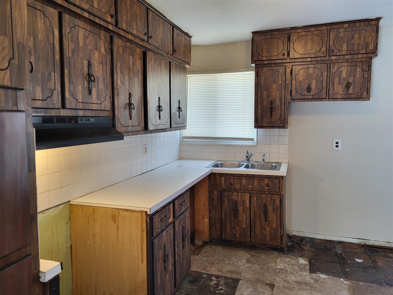 Homes for sale in Battle Creek, MI | 16 Arlington Dr, Battle Creek, MI 49037 | MLS# 70515491