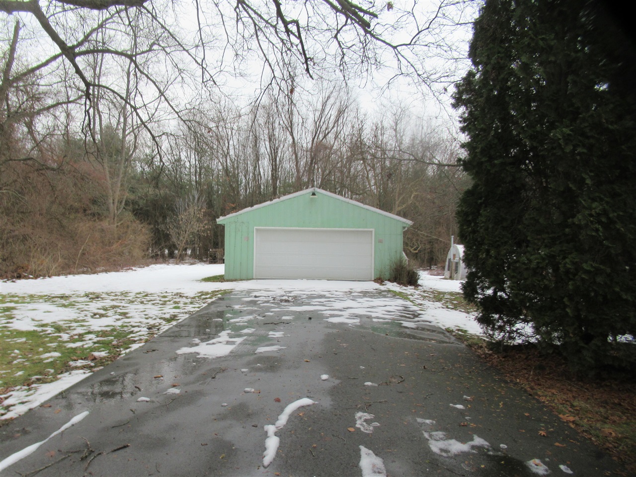 67412 M 40, White Pigeon, MI, 49099-9002