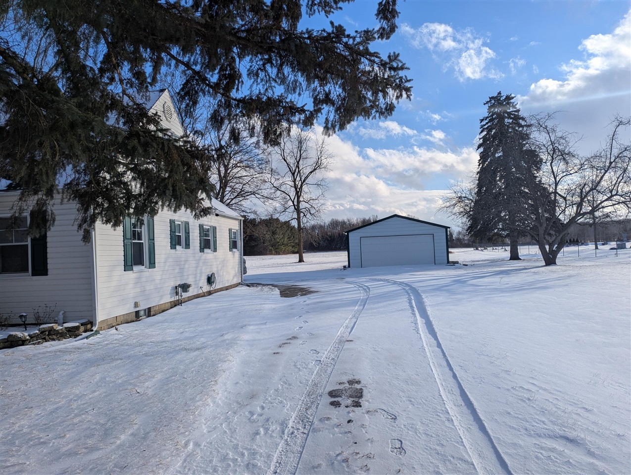 10101 Carpenter Road, Flushing, MI, 48433-1047