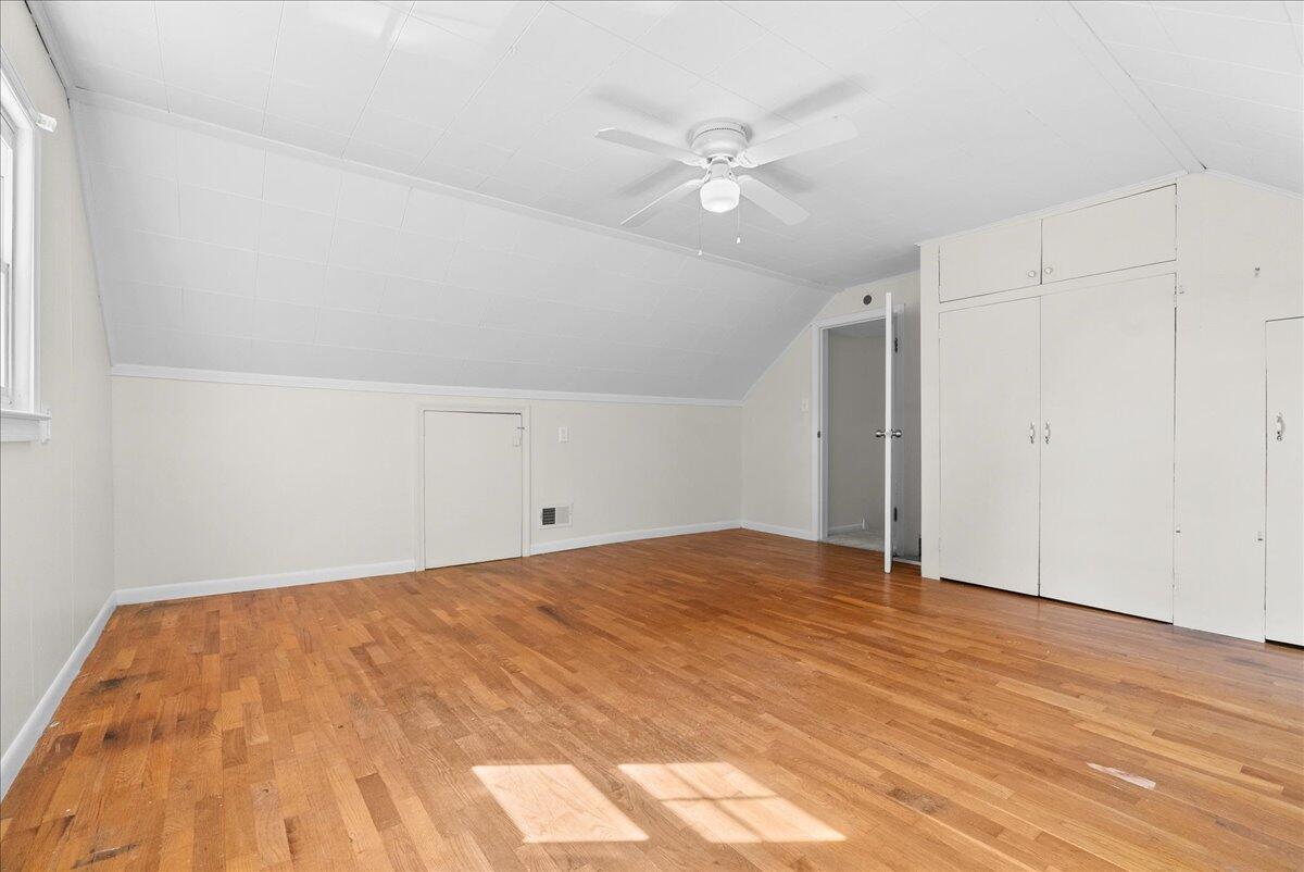 10101 Carpenter Road, Flushing, MI, 48433-1047