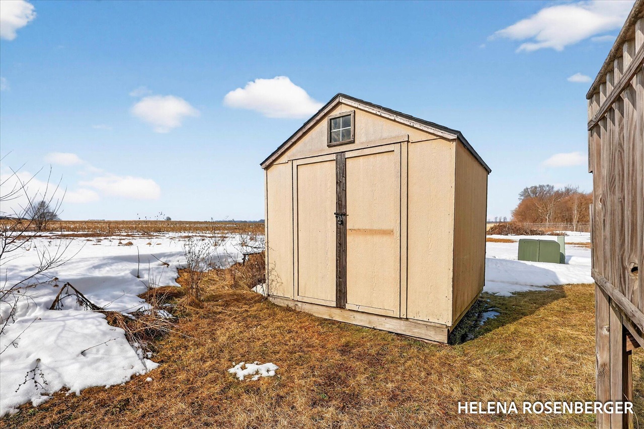 1815 Daisy Lane, Kent City, MI, 49330