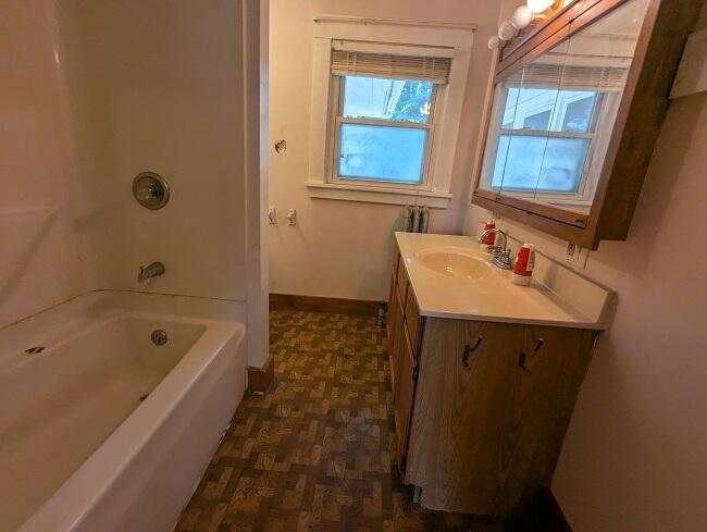 1205 E Ganson Street photo 13