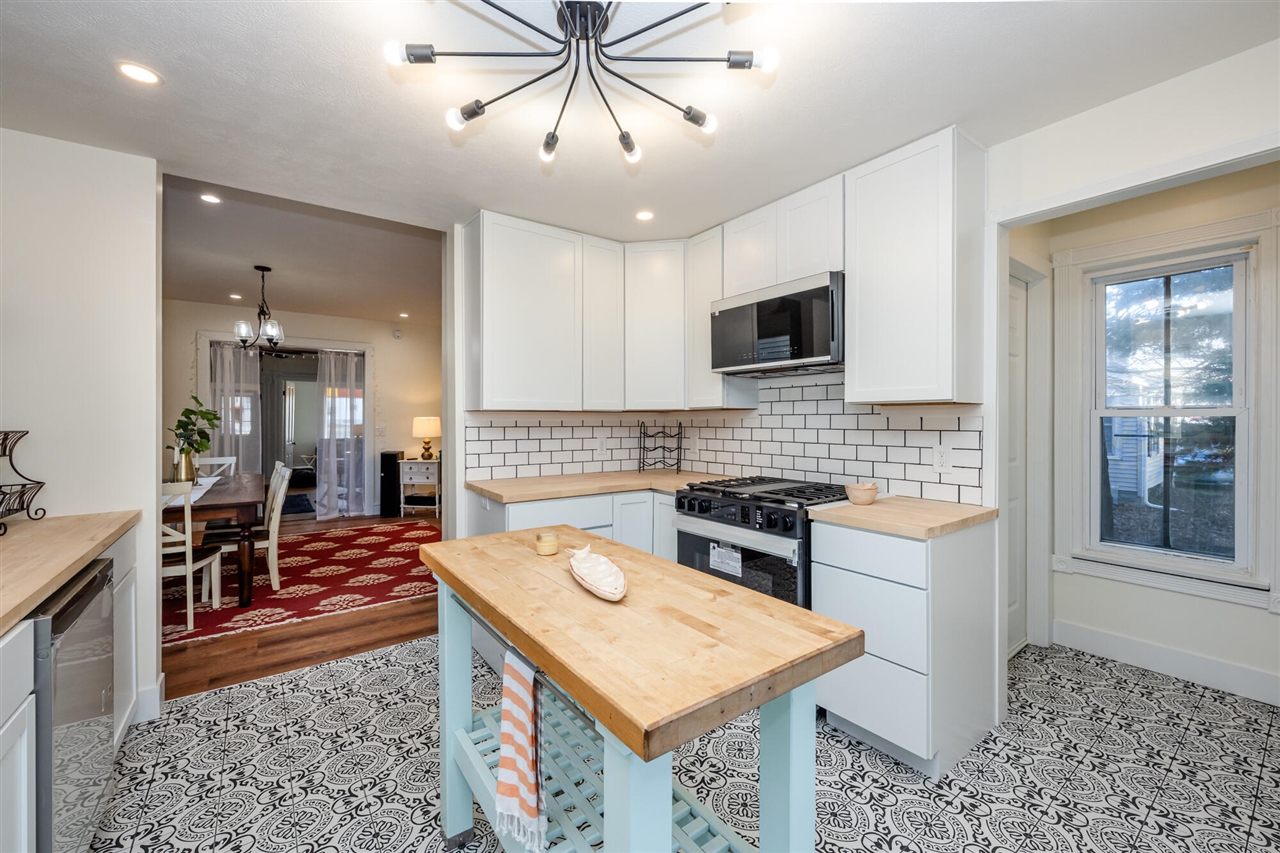 907 Market Street, Saint Joseph, MI, 49085-1324