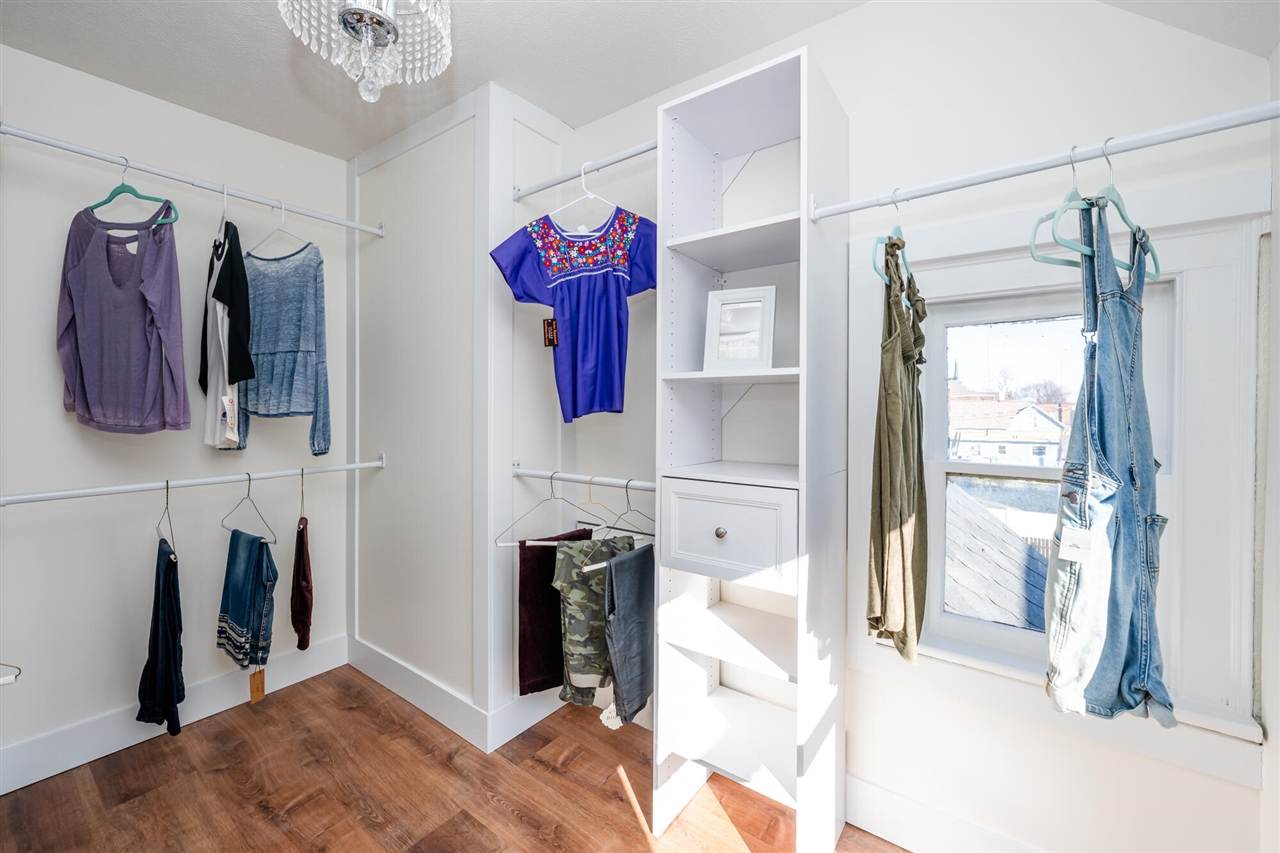 907 Market Street, Saint Joseph, MI, 49085-1324