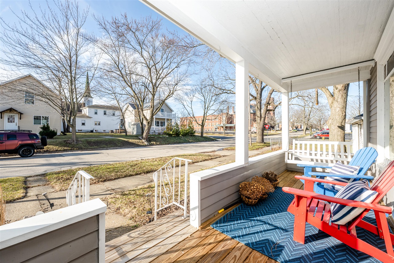 907 Market Street, Saint Joseph, MI, 49085-1324