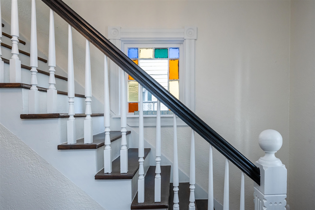 907 Market Street, Saint Joseph, MI, 49085-1324