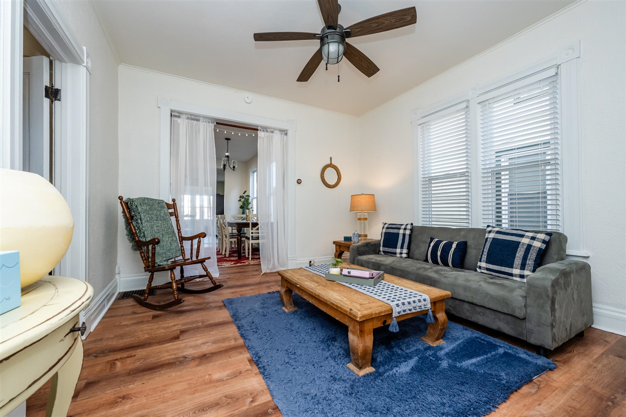 907 Market Street, Saint Joseph, MI, 49085-1324