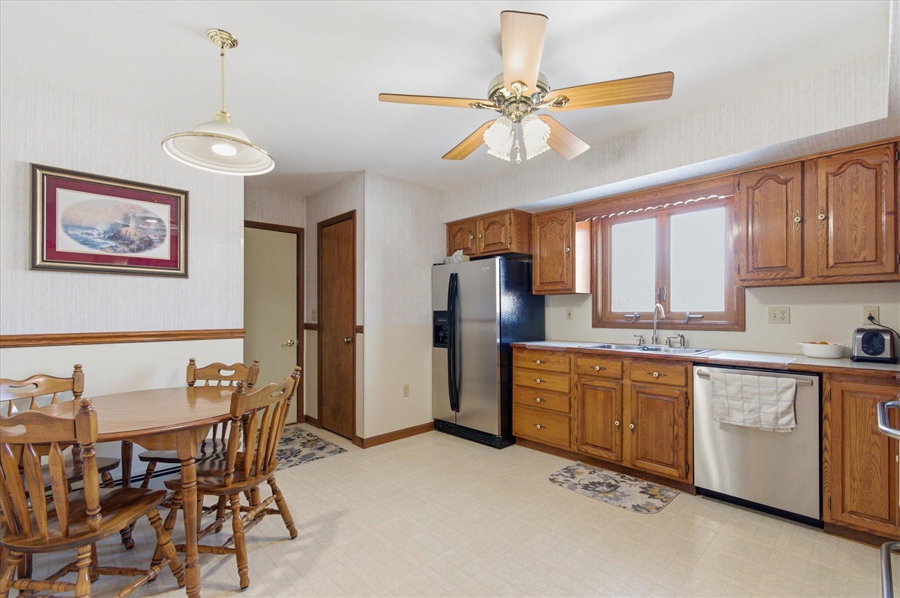 Gregory, MI, 48137-9510