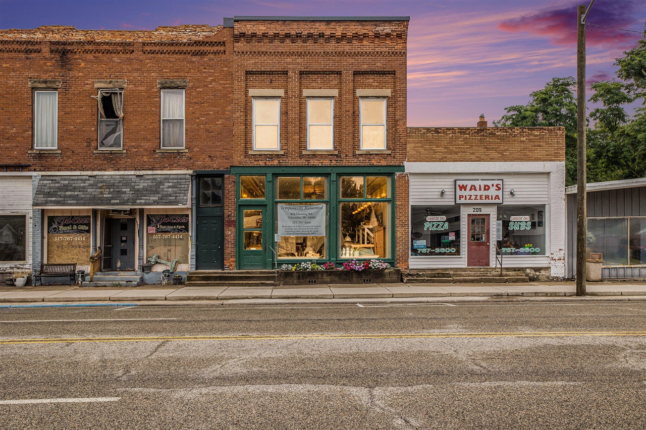 207 Main Street, Tekonsha, MI, 49092