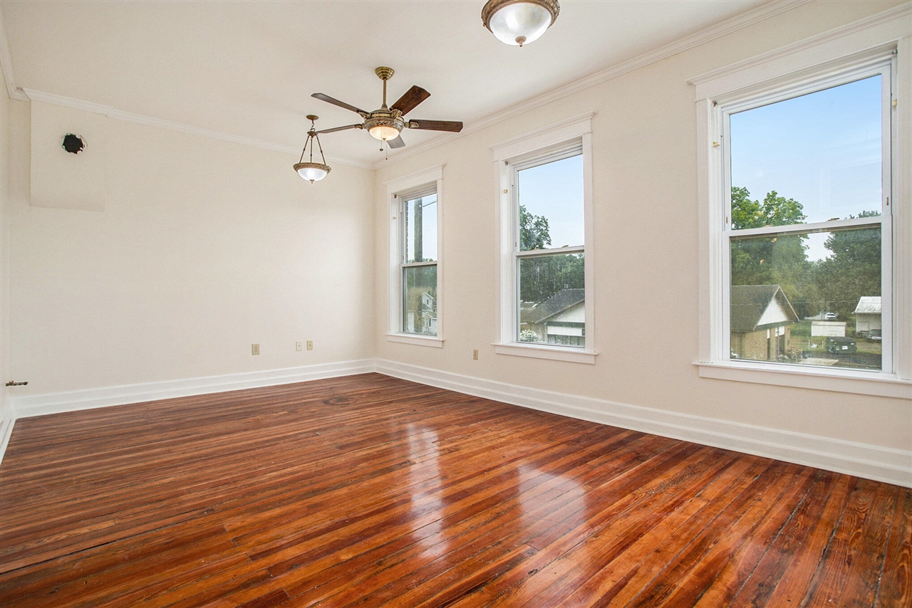 207 Main Street, Tekonsha, MI, 49092