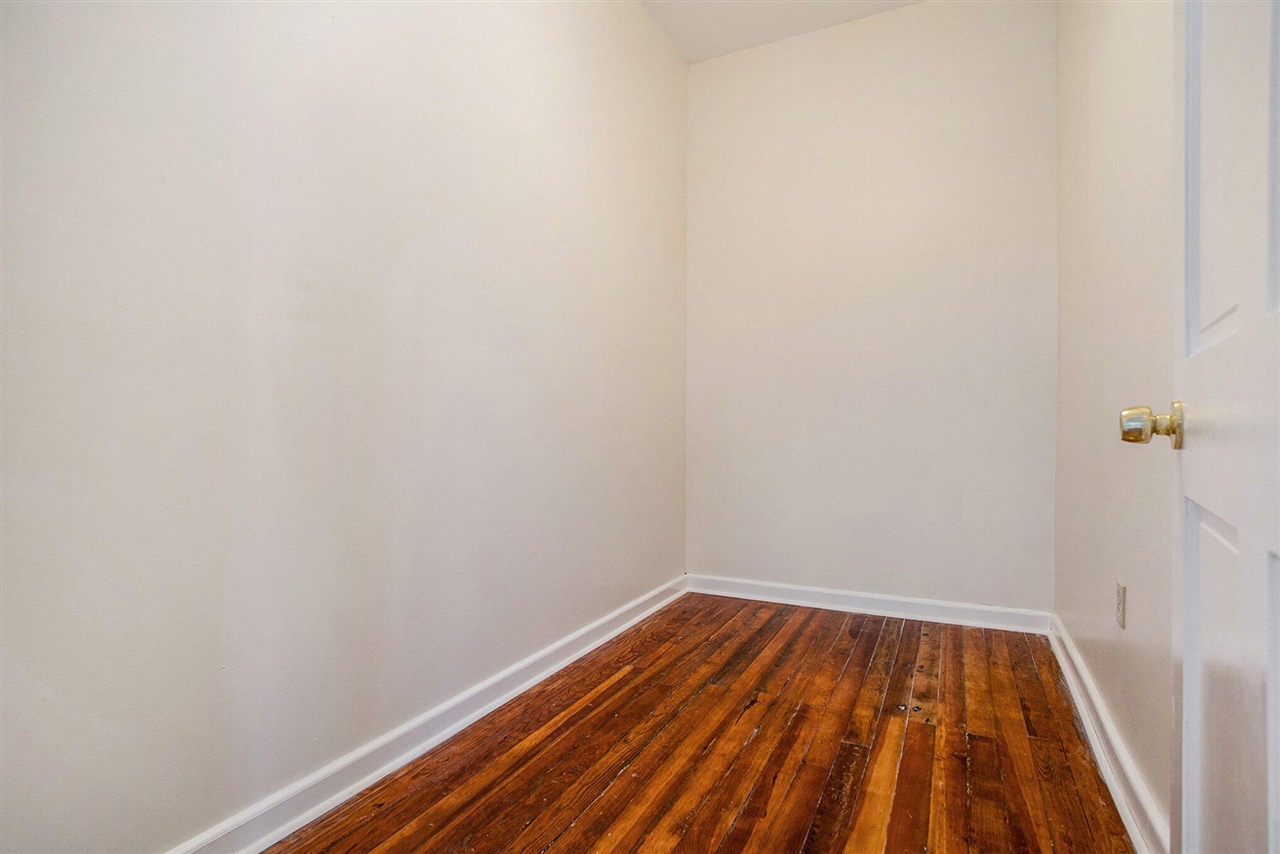 207 Main Street, Tekonsha, MI, 49092