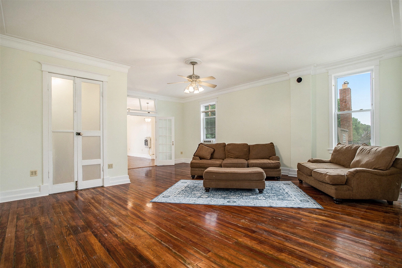 207 Main Street, Tekonsha, MI, 49092