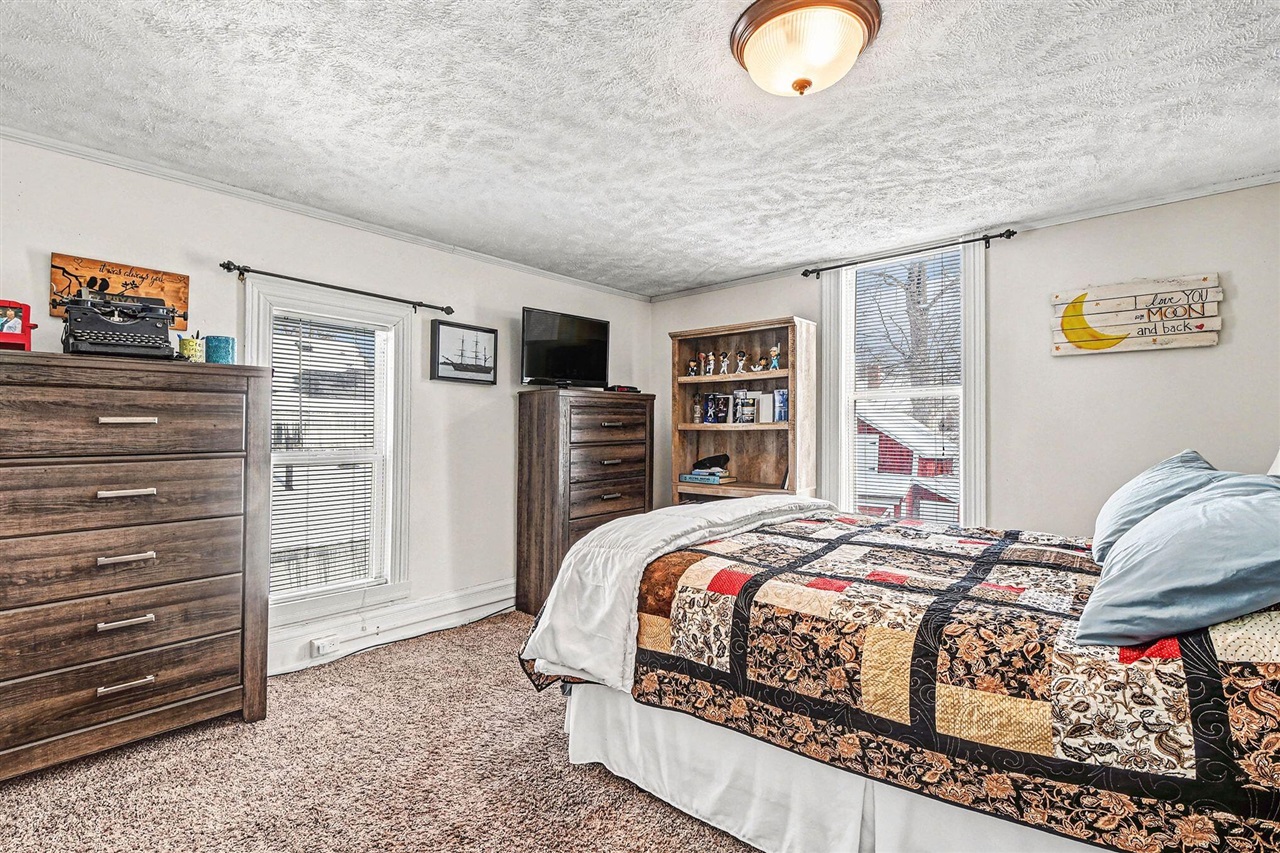 616 S Broas Street, Belding, MI, 48809-1913