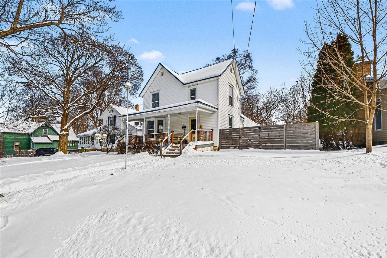 616 S Broas Street, Belding, MI, 48809-1913