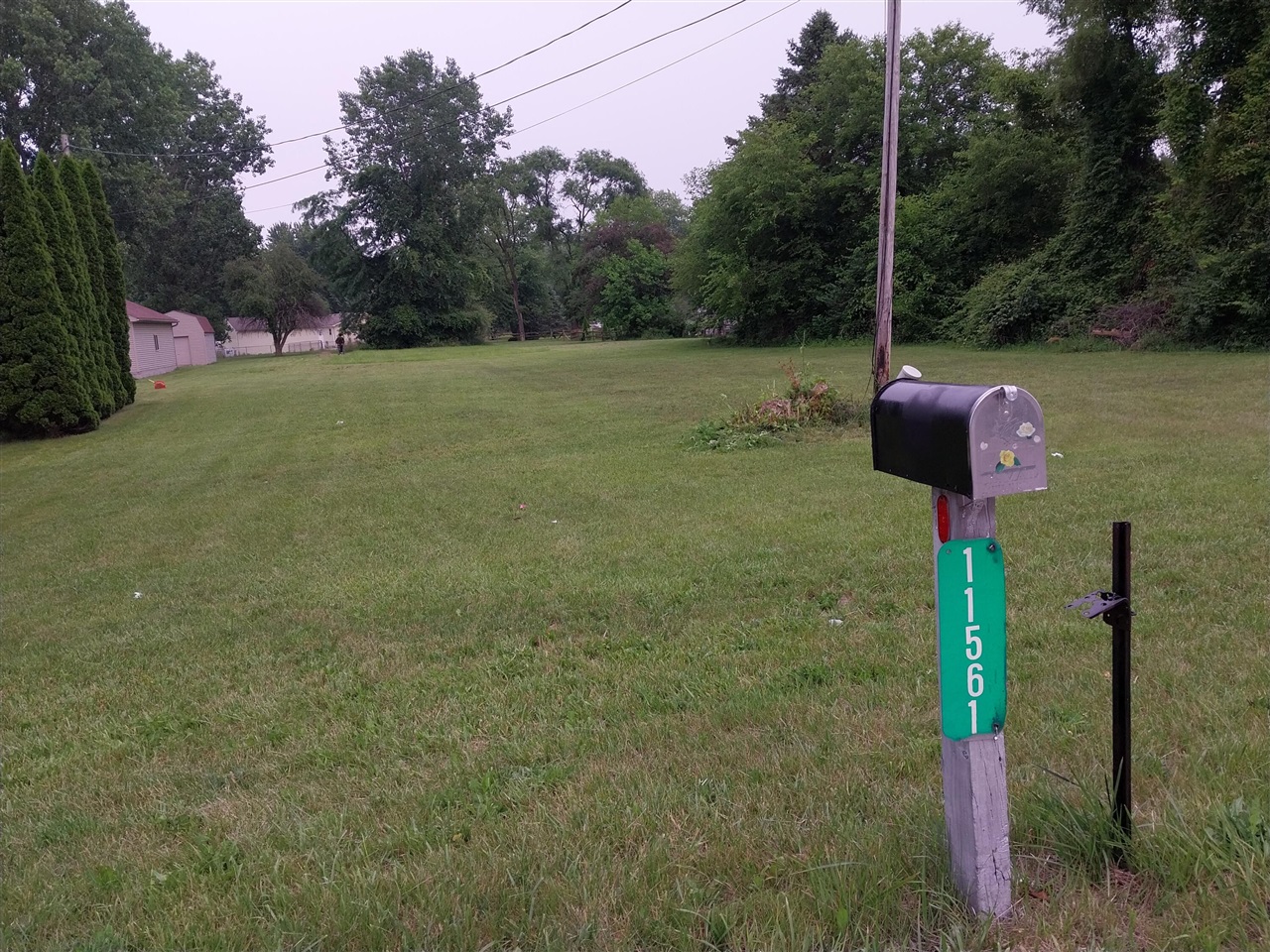 Photo of property for sale at 11560 S Dixie Highway, Erie MI 48133-9720