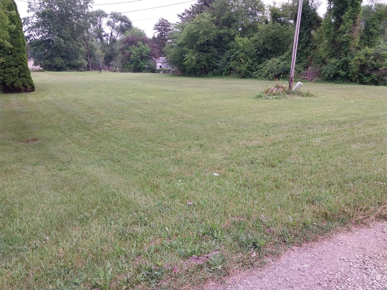 11560 S Dixie Highway photo 2