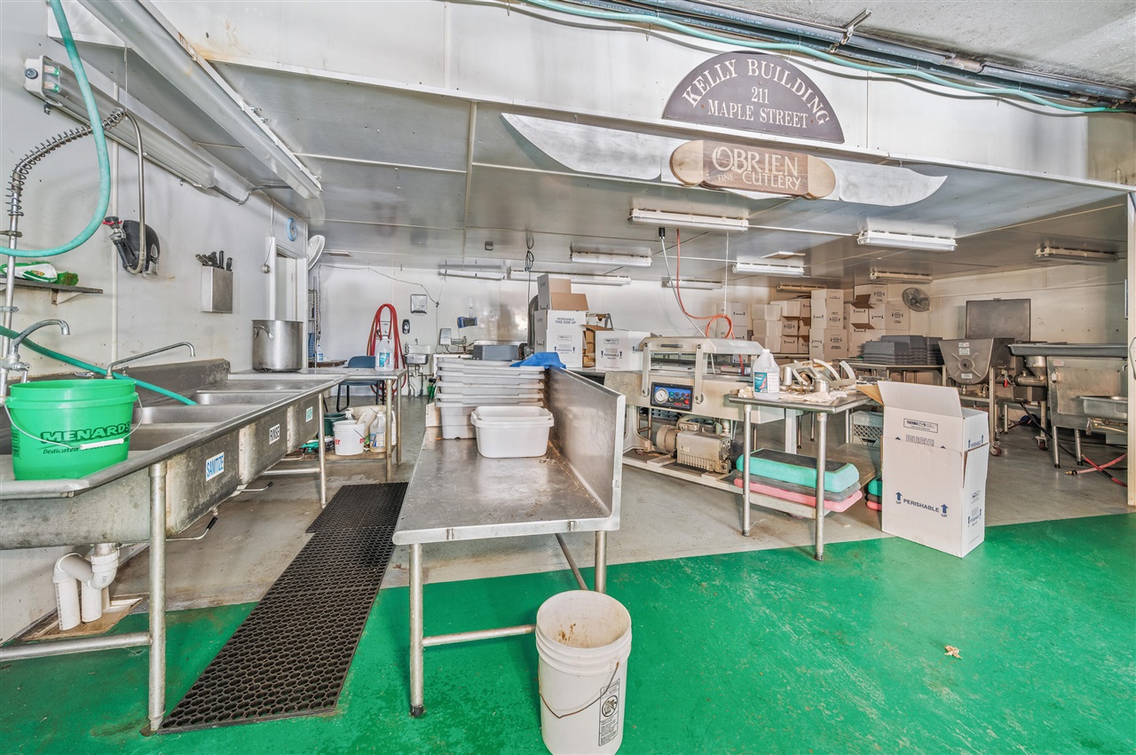 19055 12 Mile Road, Big Rapids, MI, 49307