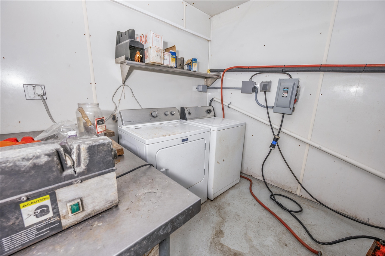 19055 12 Mile Road, Big Rapids, MI, 49307