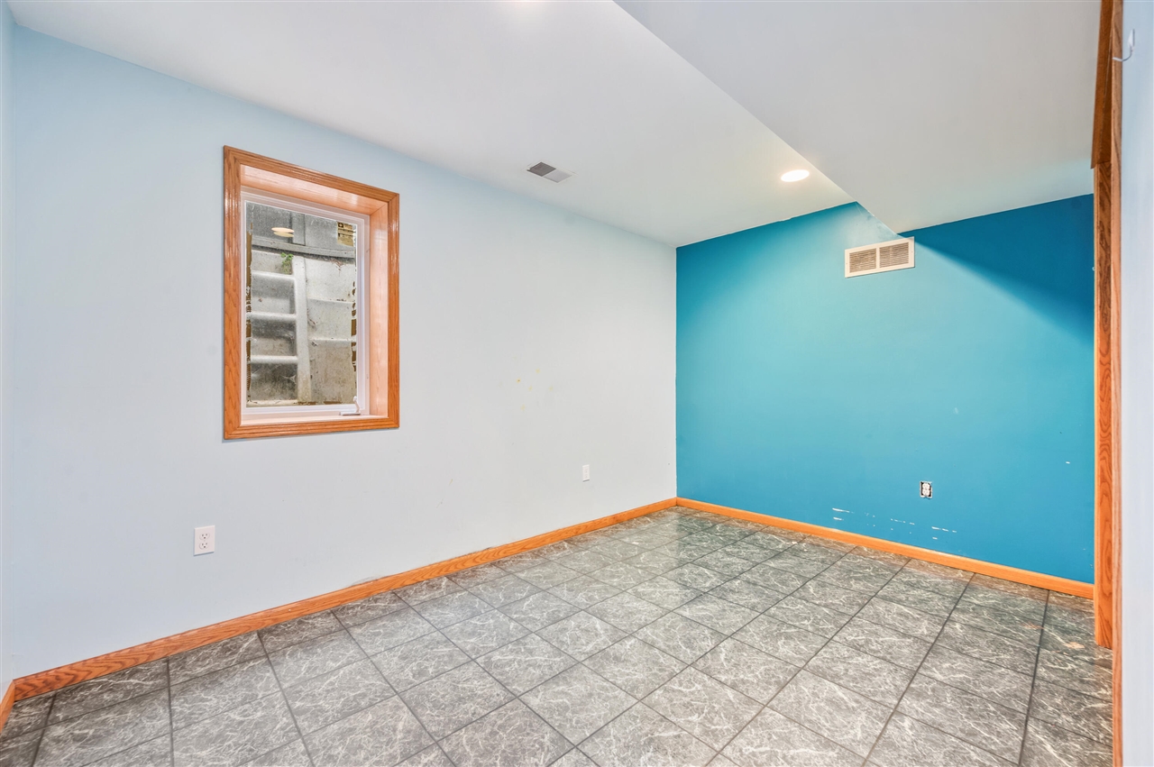 19055 12 Mile Road, Big Rapids, MI, 49307