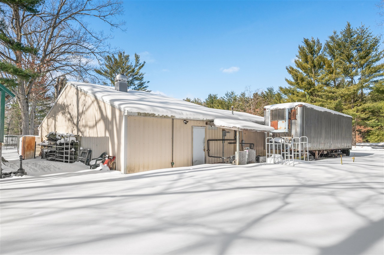 19055 12 Mile Road, Big Rapids, MI, 49307