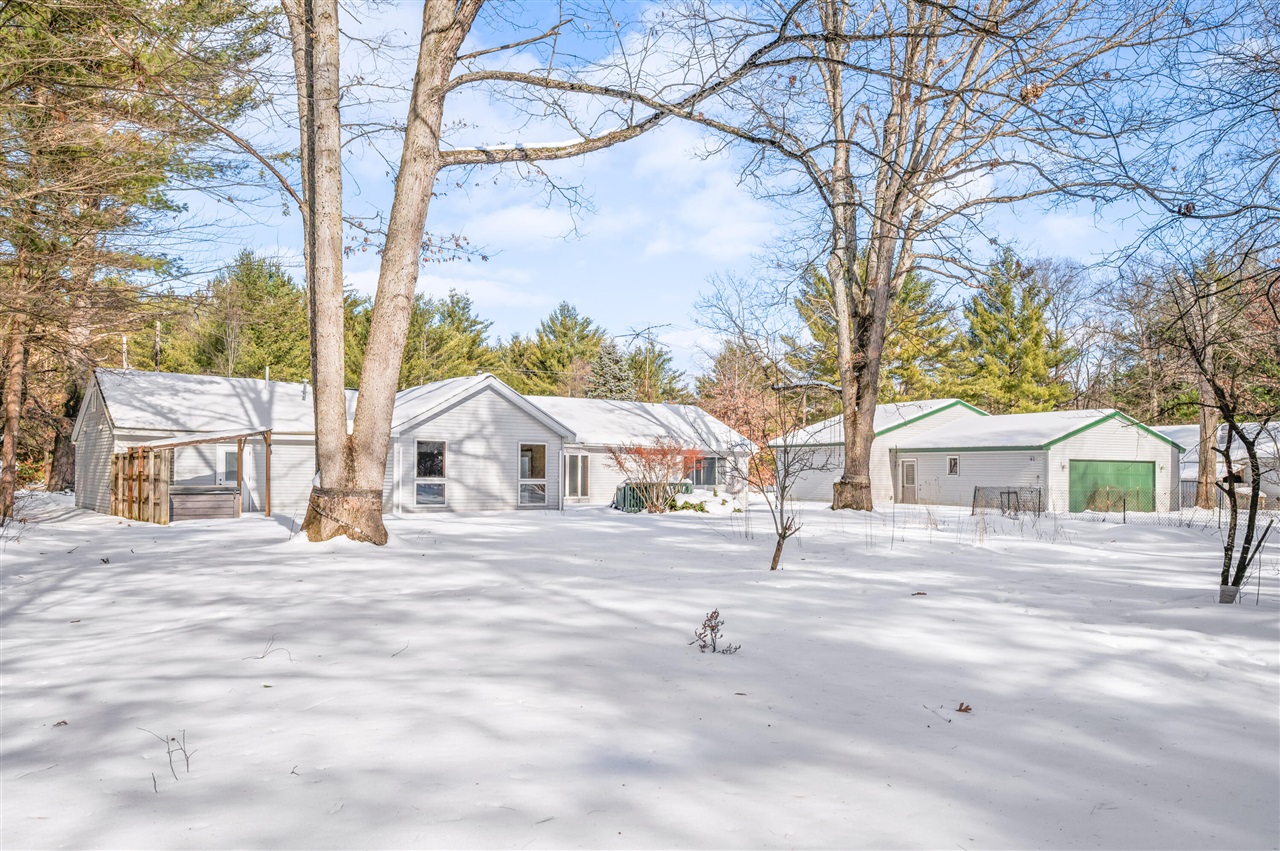 19055 12 Mile Road, Big Rapids, MI, 49307