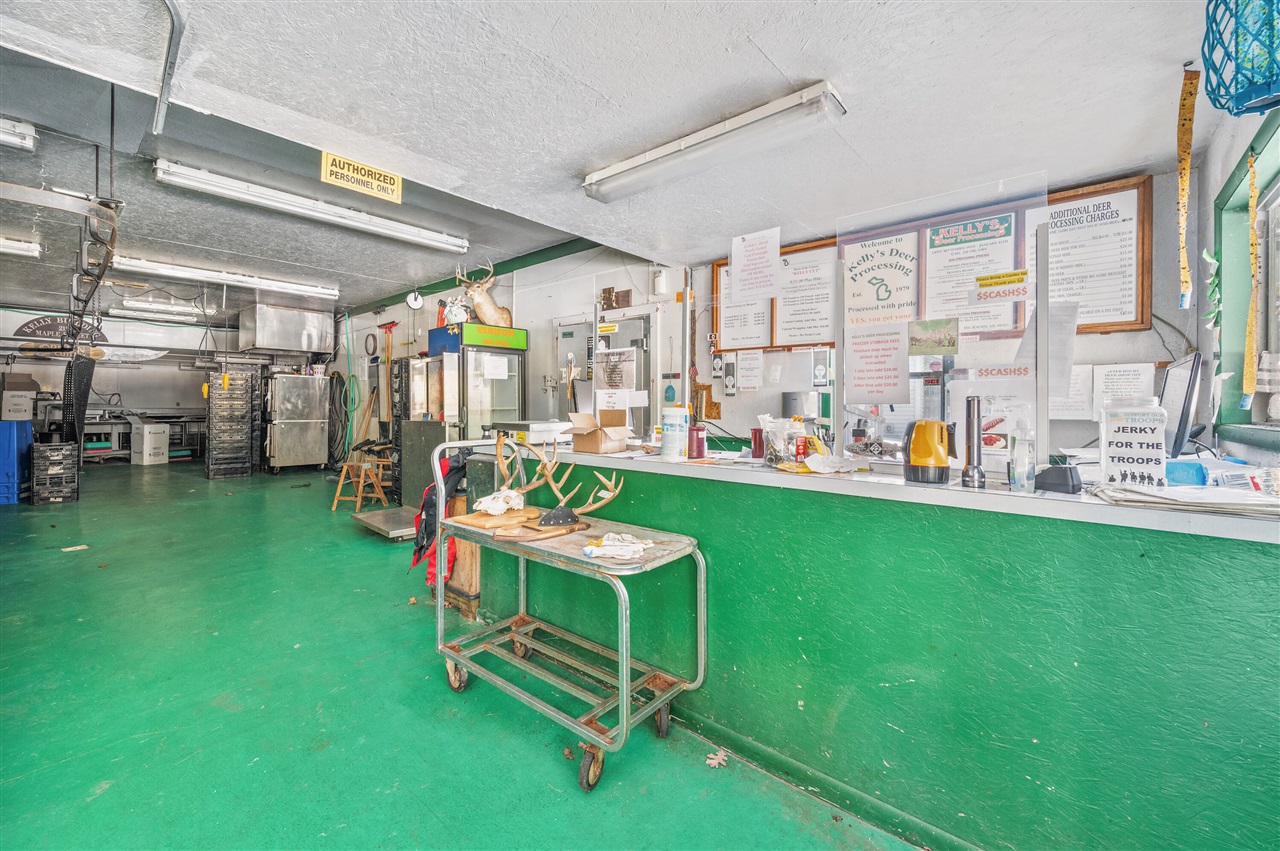 19055 12 Mile Road, Big Rapids, MI, 49307