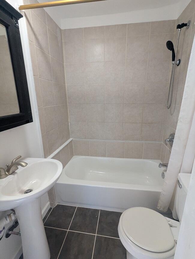 18591 Harman Street, Melvindale, MI, 48122-1438