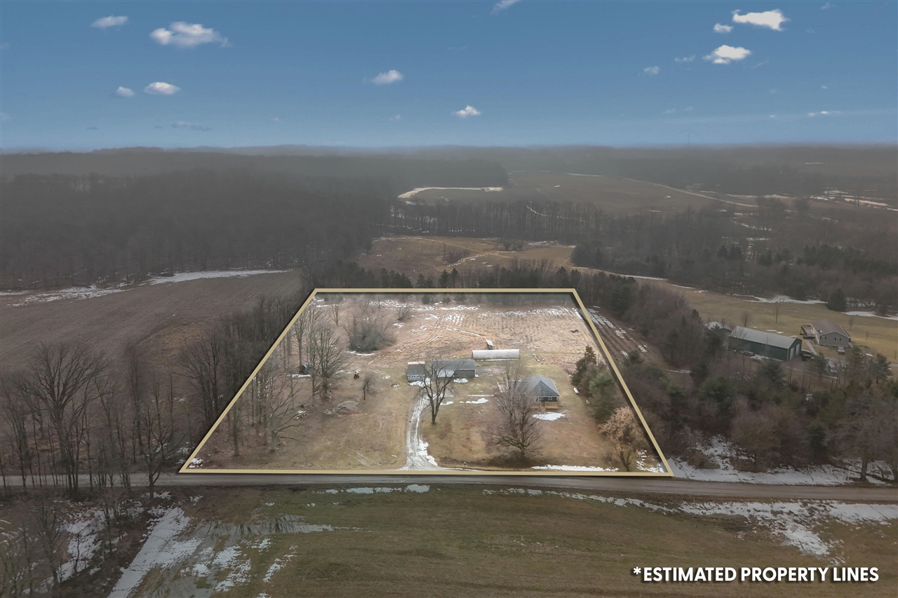 10191 Wood Road, North Adams, MI, 49262-9752