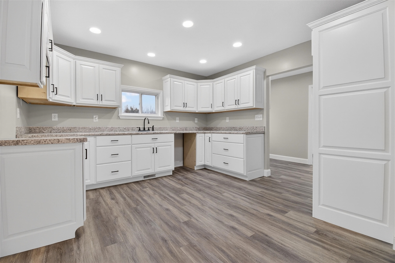 10191 Wood Road, North Adams, MI, 49262-9752