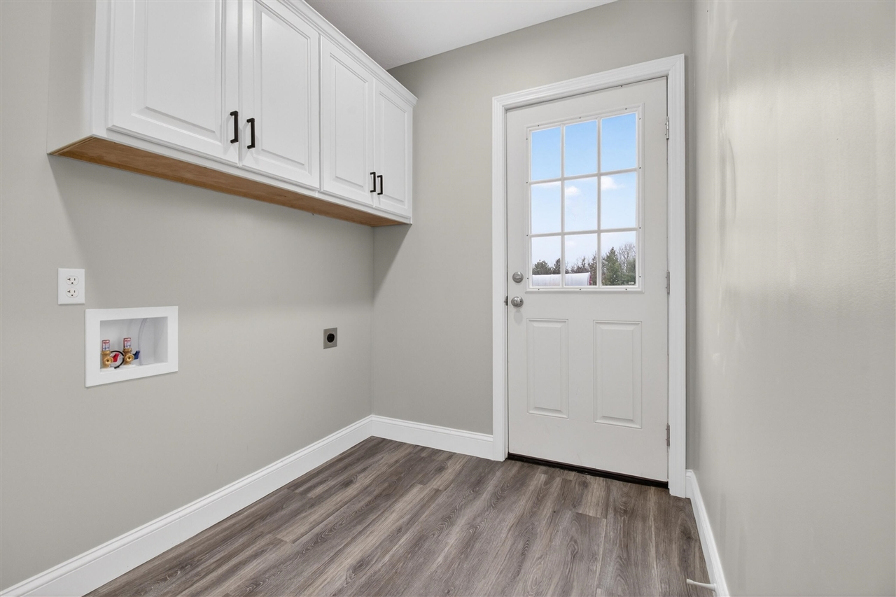 10191 Wood Road, North Adams, MI, 49262-9752