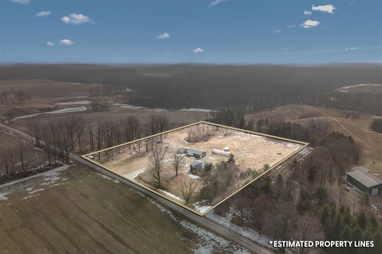 10191 Wood Road, North Adams, MI, 49262-9752