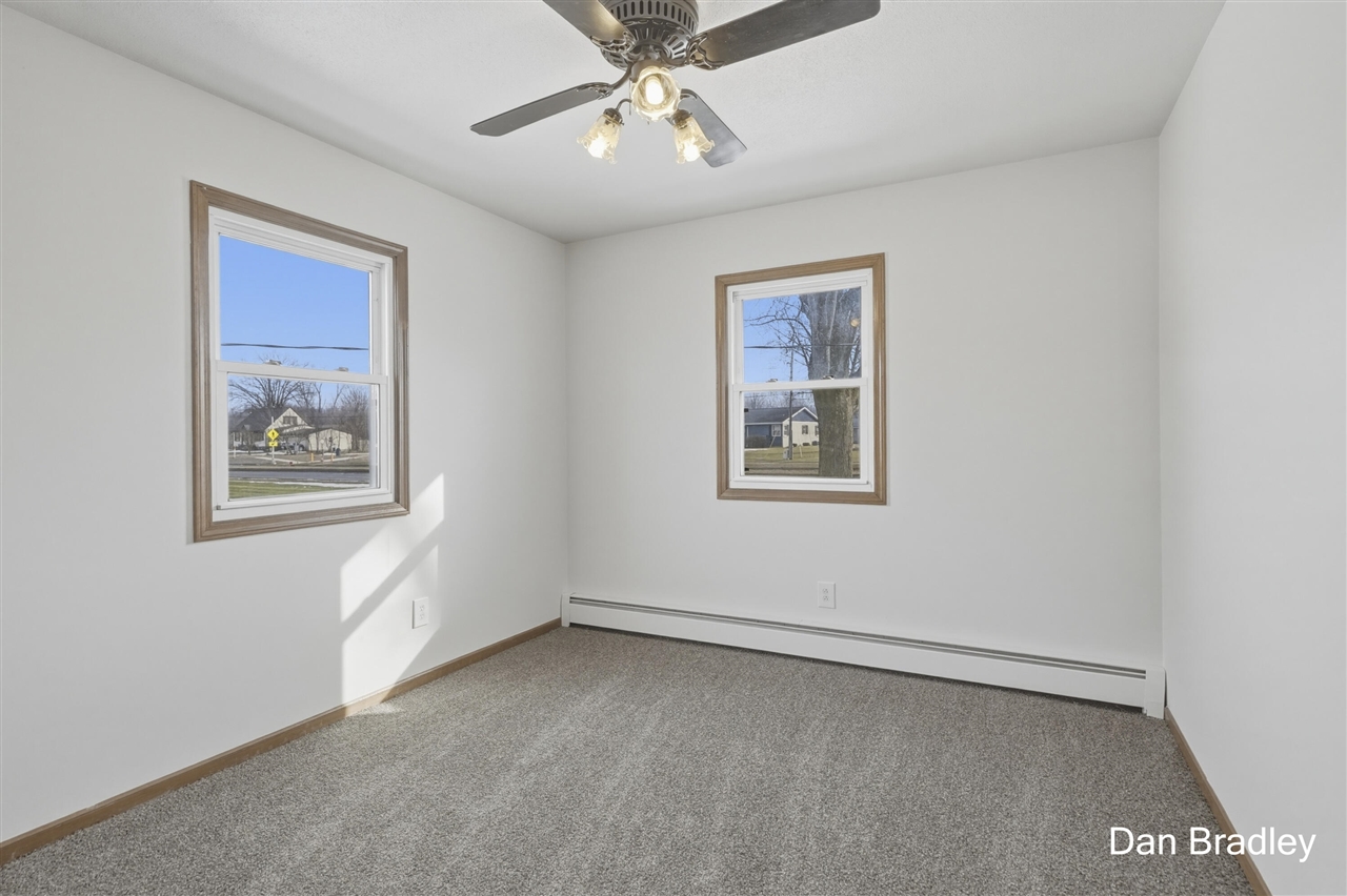 777 Andover photo 17