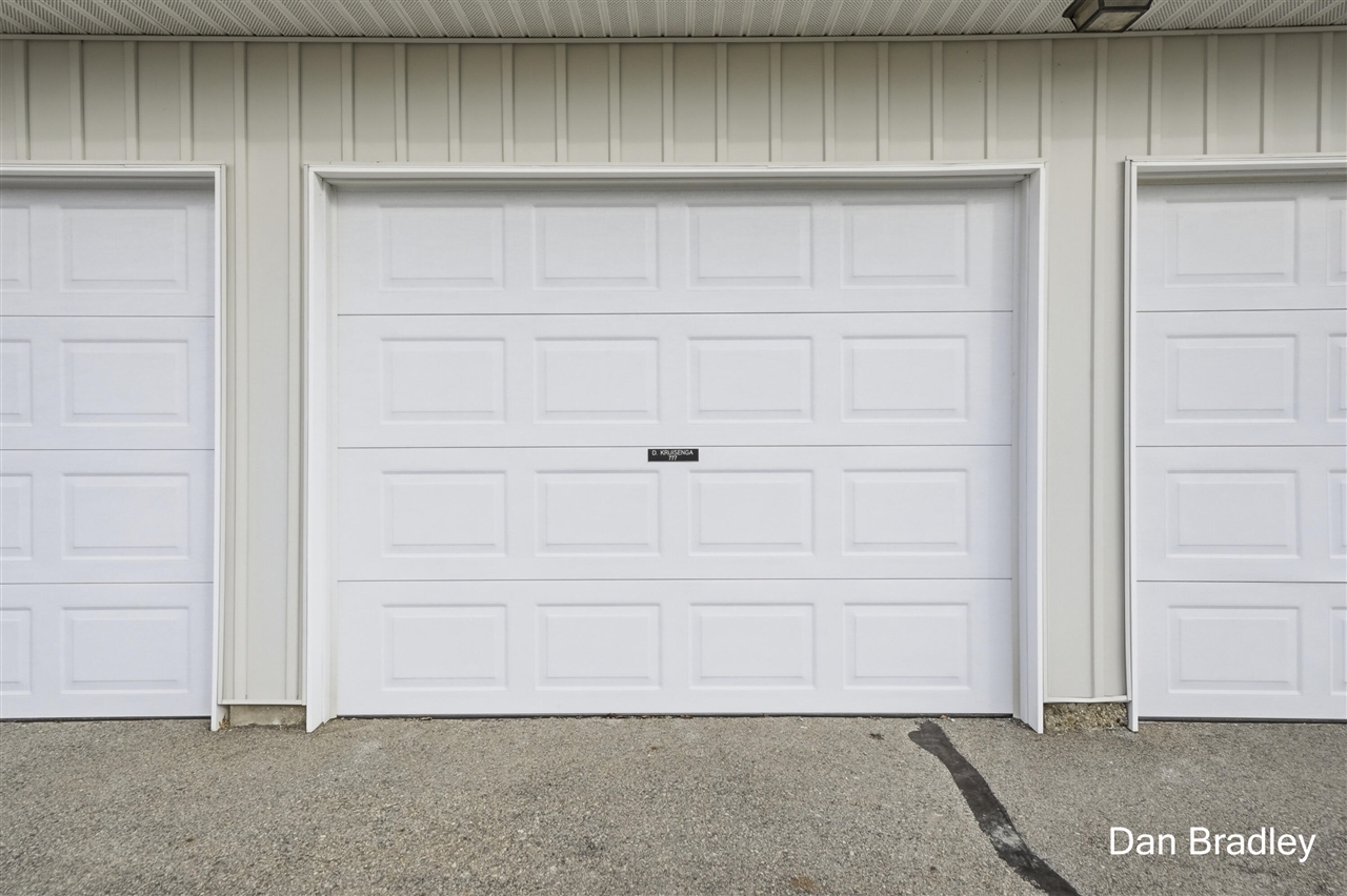 777 Andover photo 19