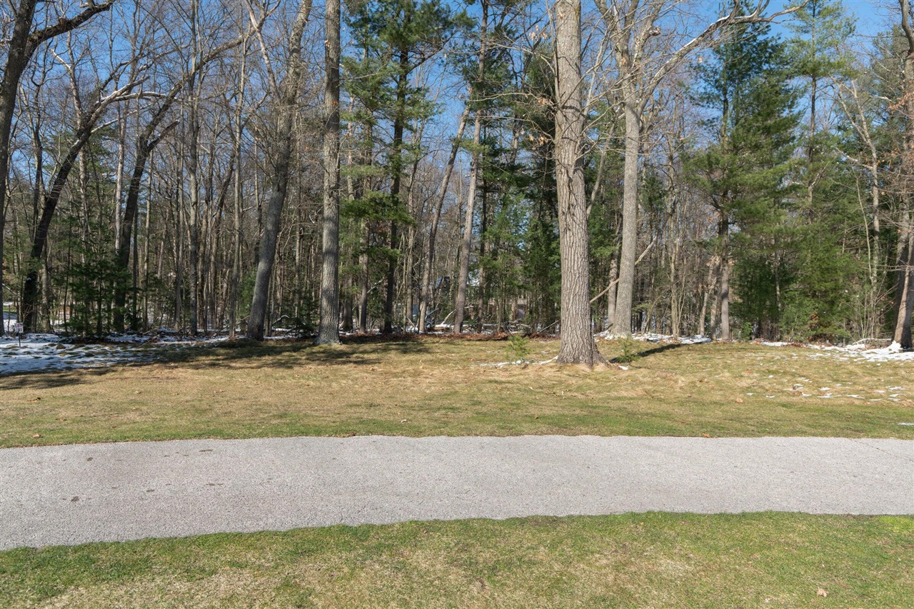 Homes for sale in Twin Lake, MI | 160 Hadrians Wy, Twin Lake, MI 49457 | MLS# 70515761