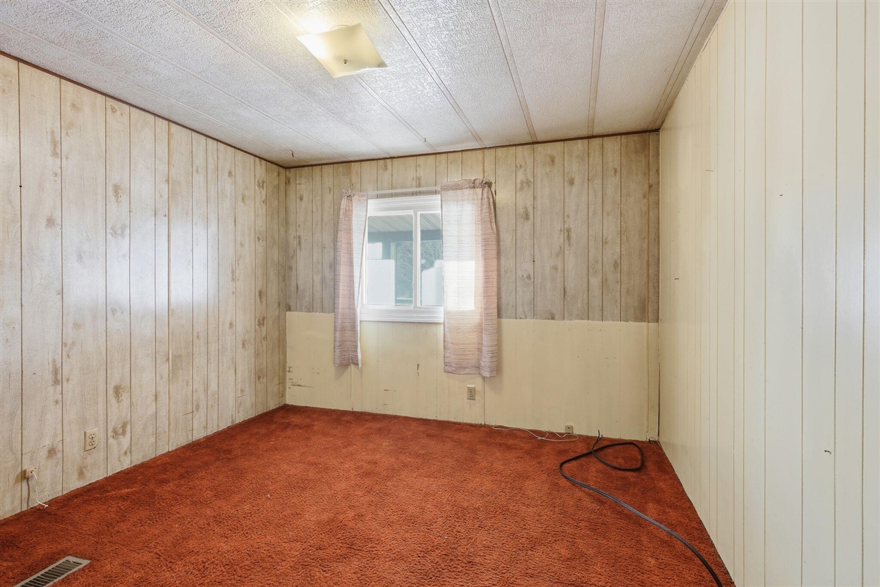 8054 N Gale Road, Otisville, MI, 48463-9412