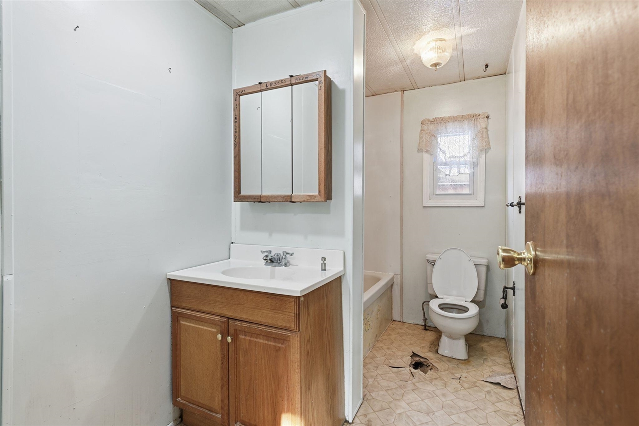 8054 N Gale Road, Otisville, MI, 48463-9412