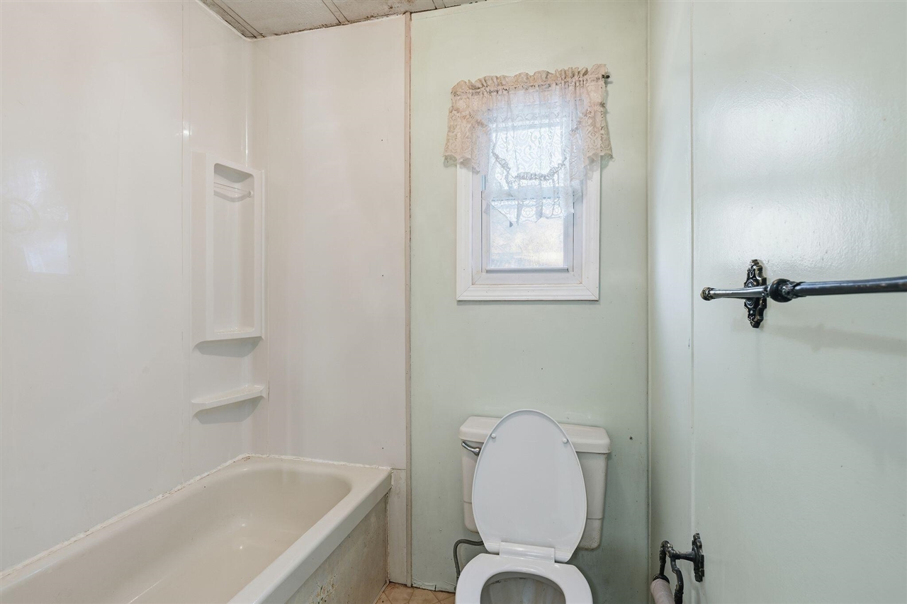 8054 N Gale Road, Otisville, MI, 48463-9412