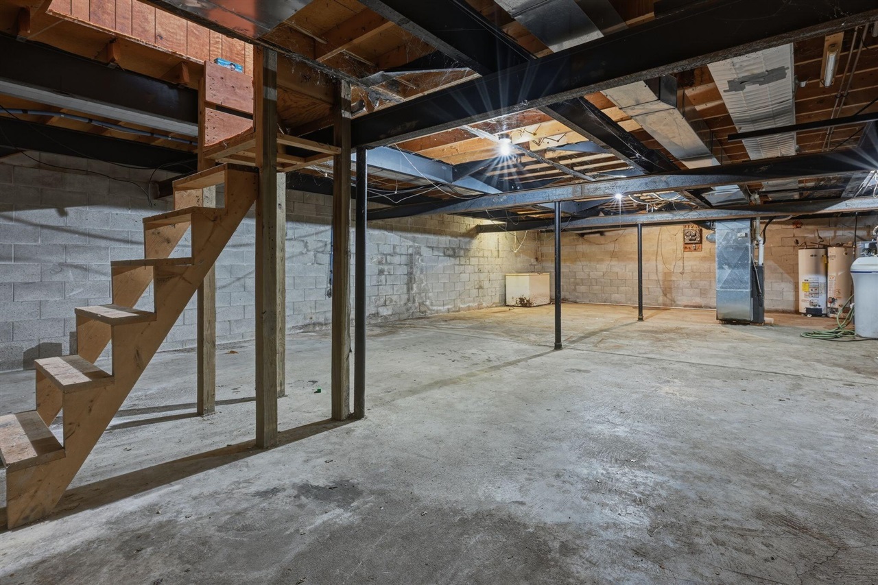 8054 N Gale Road, Otisville, MI, 48463-9412