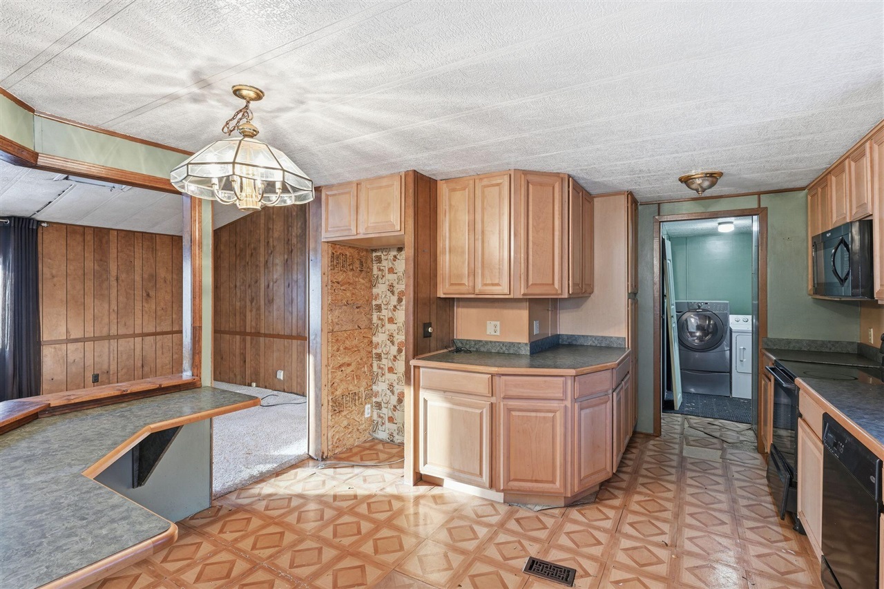 8054 N Gale Road, Otisville, MI, 48463-9412