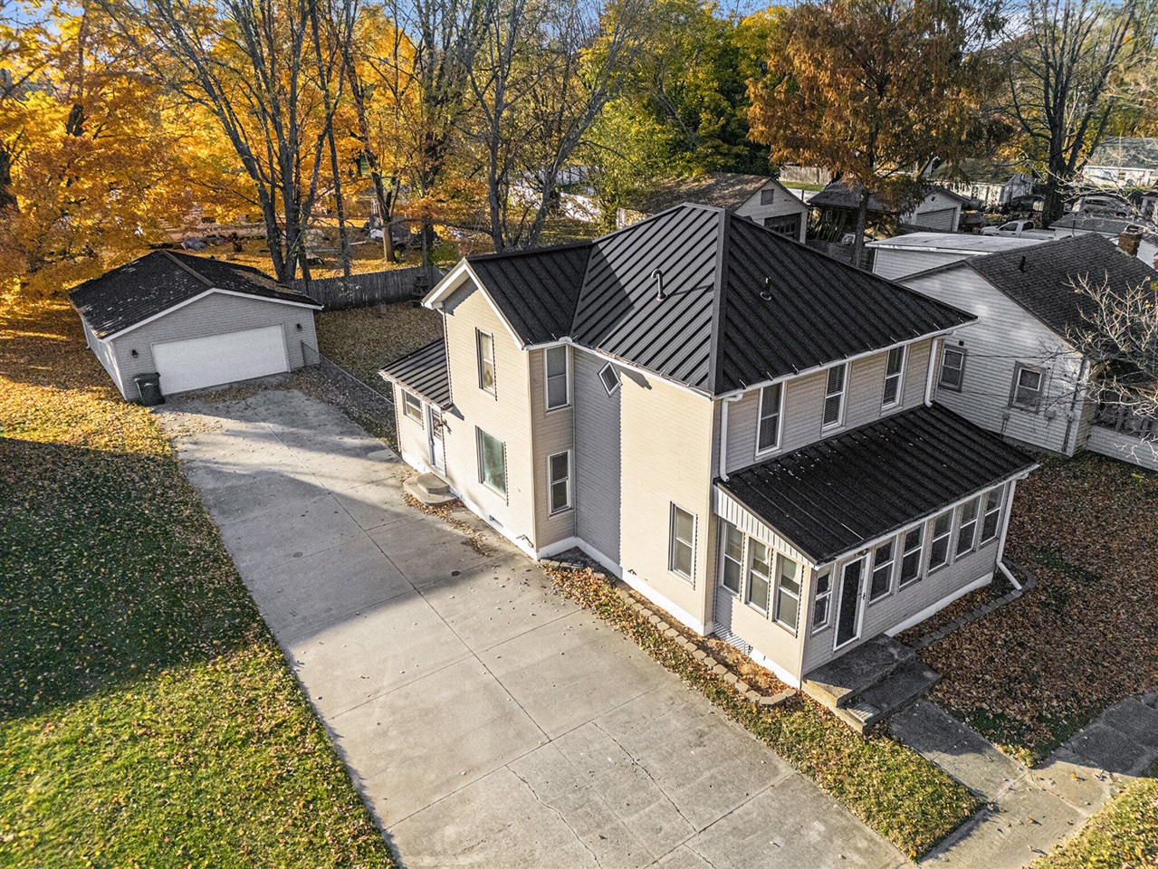 Freeport, MI, 49325-9701