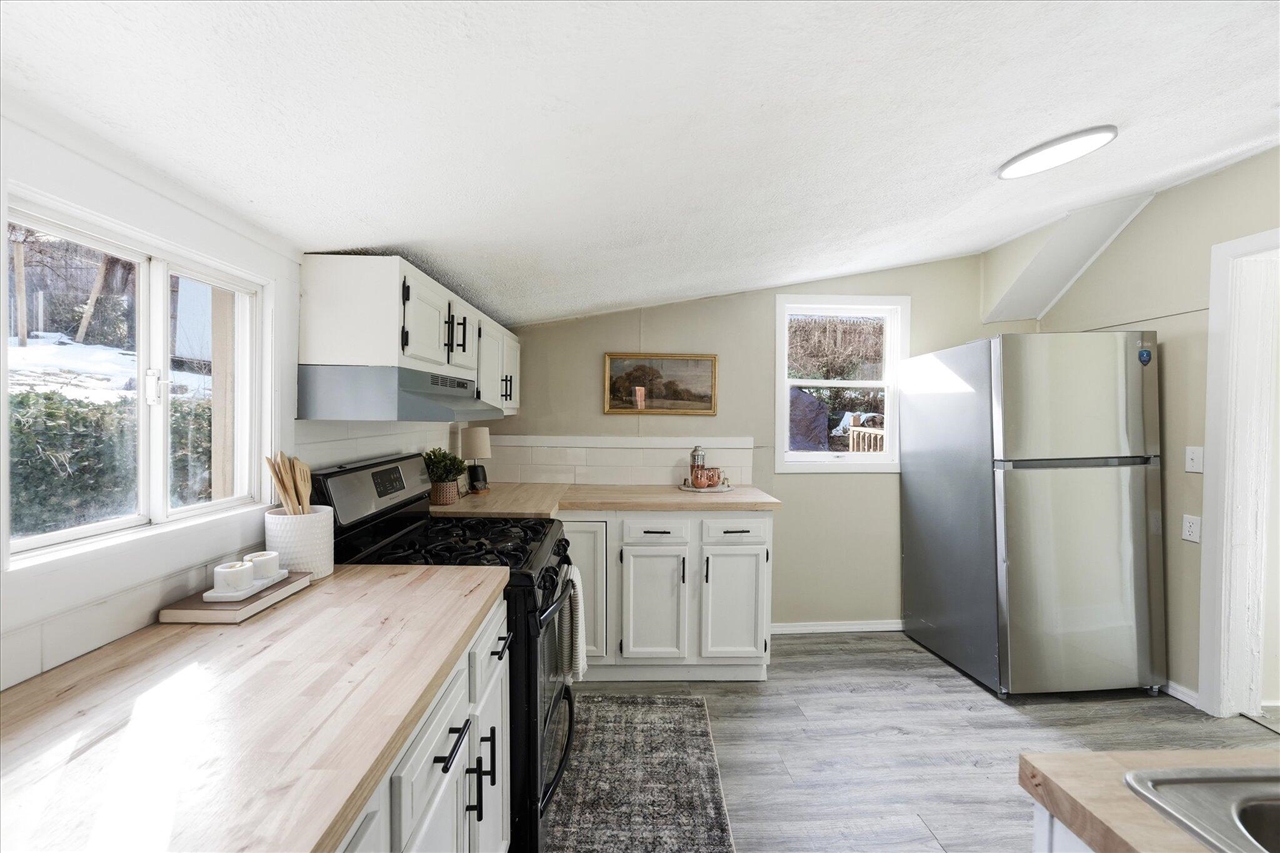 1524 Colorado Avenue, Grand Rapids, MI, 49507-2215