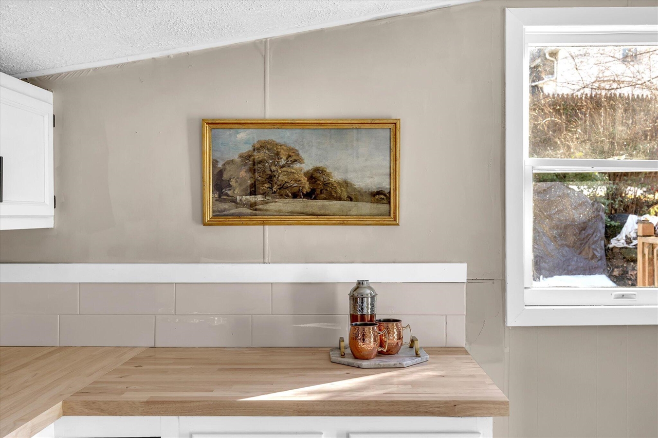 1524 Colorado Avenue, Grand Rapids, MI, 49507-2215