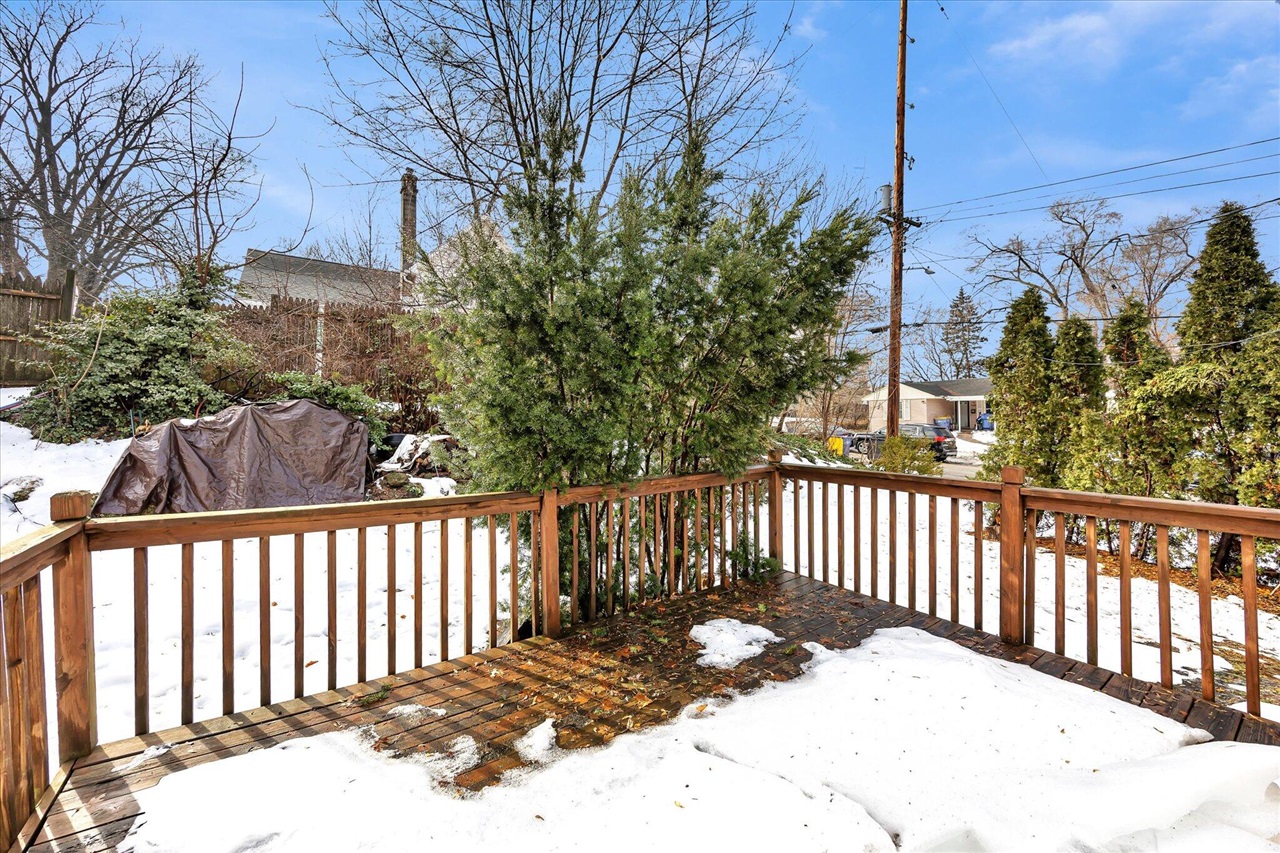 1524 Colorado Avenue, Grand Rapids, MI, 49507-2215