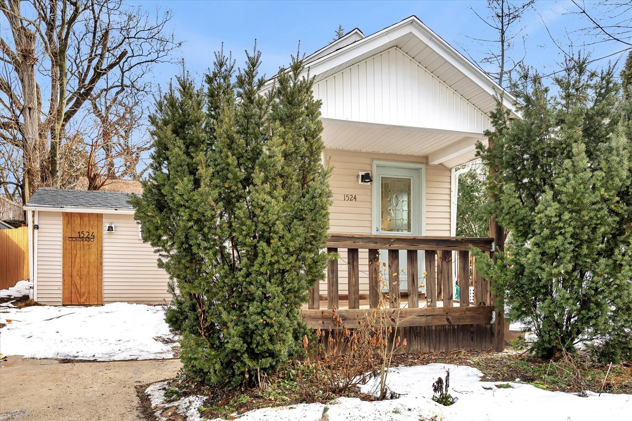 1524 Colorado Avenue, Grand Rapids, MI, 49507-2215