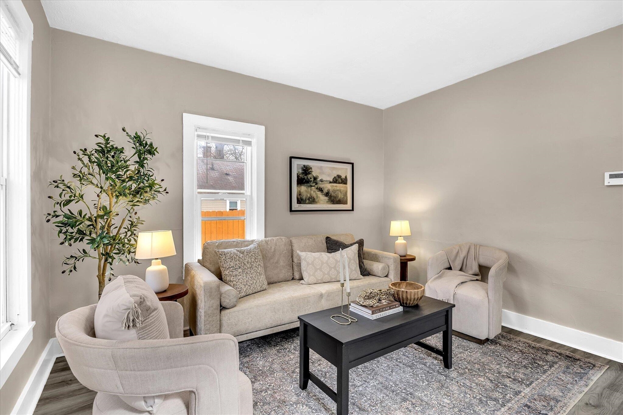 1524 Colorado Avenue, Grand Rapids, MI, 49507-2215