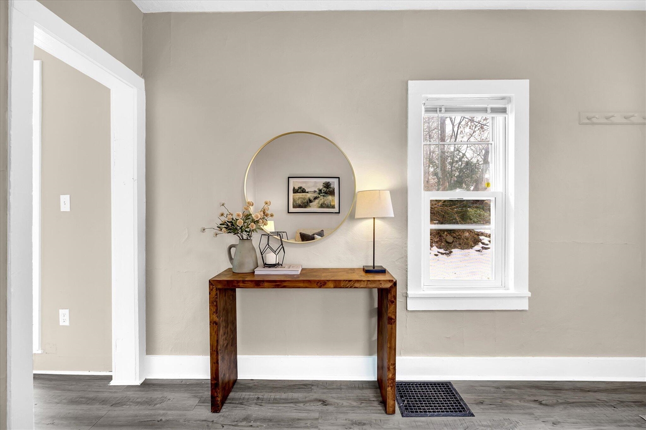 1524 Colorado Avenue, Grand Rapids, MI, 49507-2215