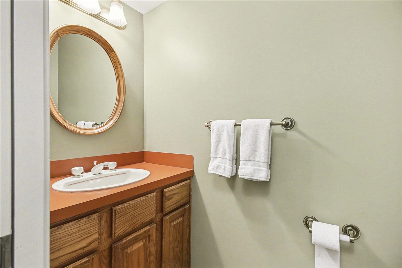 Grand Rapids, MI, 49508-3714